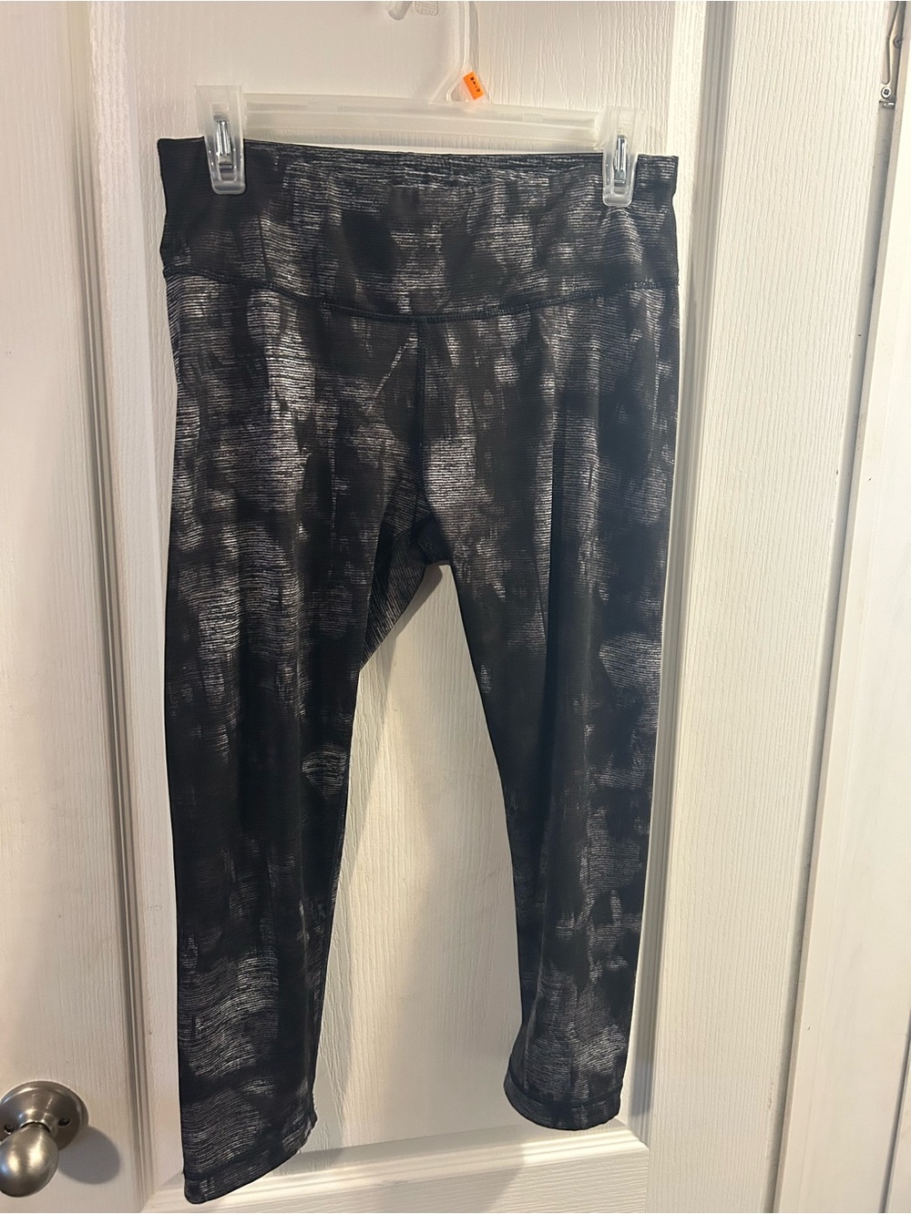 Reversible capris